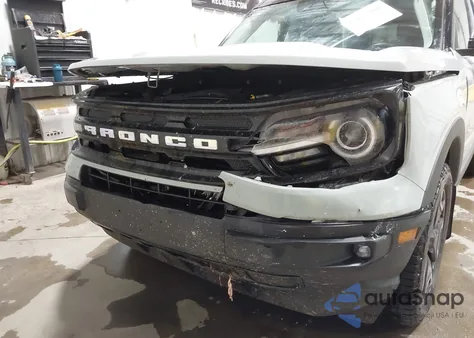 2022 Ford Bronco Sport Outer Banks z USA, uszkodzony, nr VIN 3FMCR9C62NRD30698